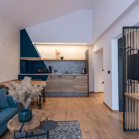 утопия форест Хотел