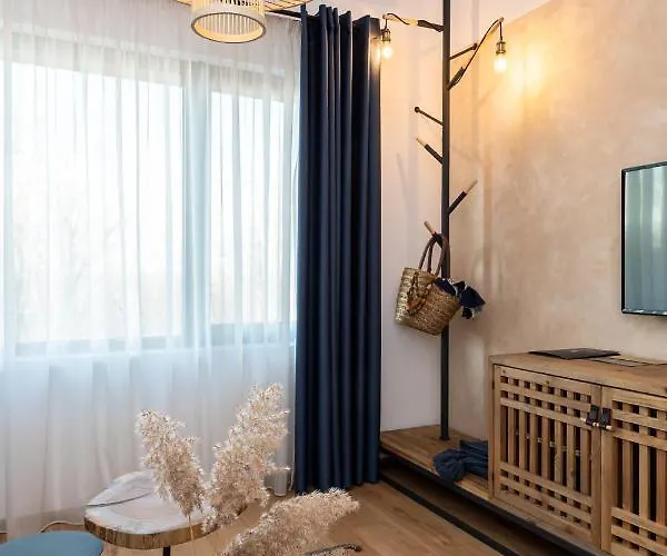 Utopia Forest Отель