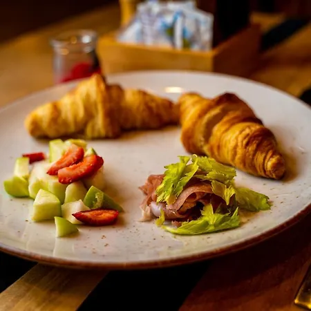 Utopia Forest 3* Burgas City