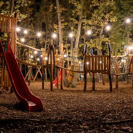 Utopia Forest Hotel 3*