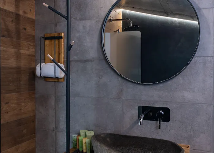 утопия форест Хотел